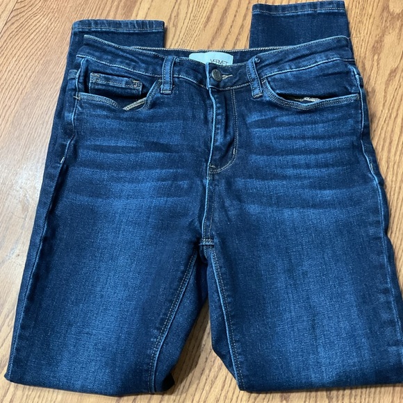 Vervet women’s Blue Denim Jeans straight leg waist 27 - Picture 3 of 4